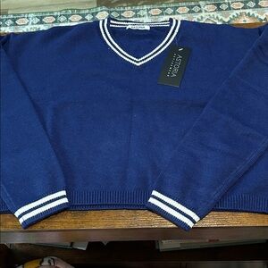 Astoria Women's Knit Pullover Navy/Cream Sweater with White Trim